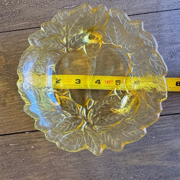 Tiara Indiana Glass VTG 3-Toed Nappy Sweet Pear Glass Dish Bowl 10186 w/Box - Picture 13 of 14